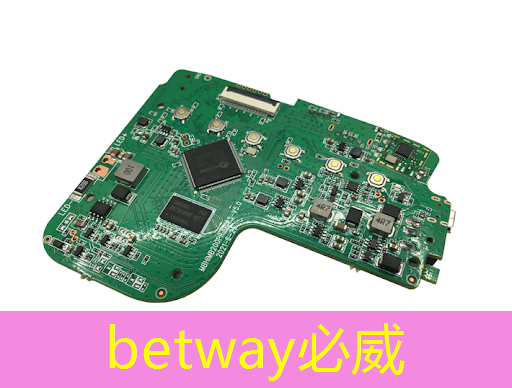 赋能时尚品牌的秘密武器:商显智慧屏 赋能时尚品牌的秘密武器:商显智慧屏